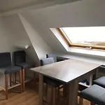 Vue 公寓 *